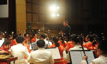 25. 2015年12月29日民乐团参加上海市大同中学迎新音乐会演出